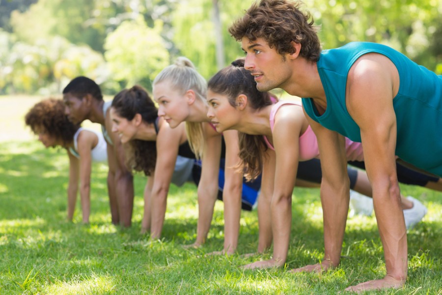 Combien de push-ups devrais-je faire par jour pour voir des résultats ?