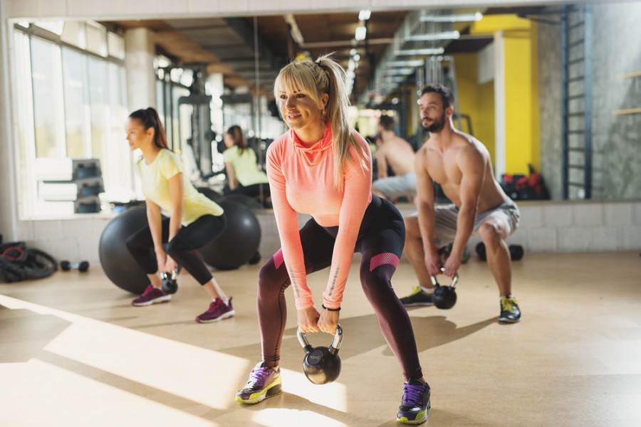 Comment faire un kettlebell swing correctement ?