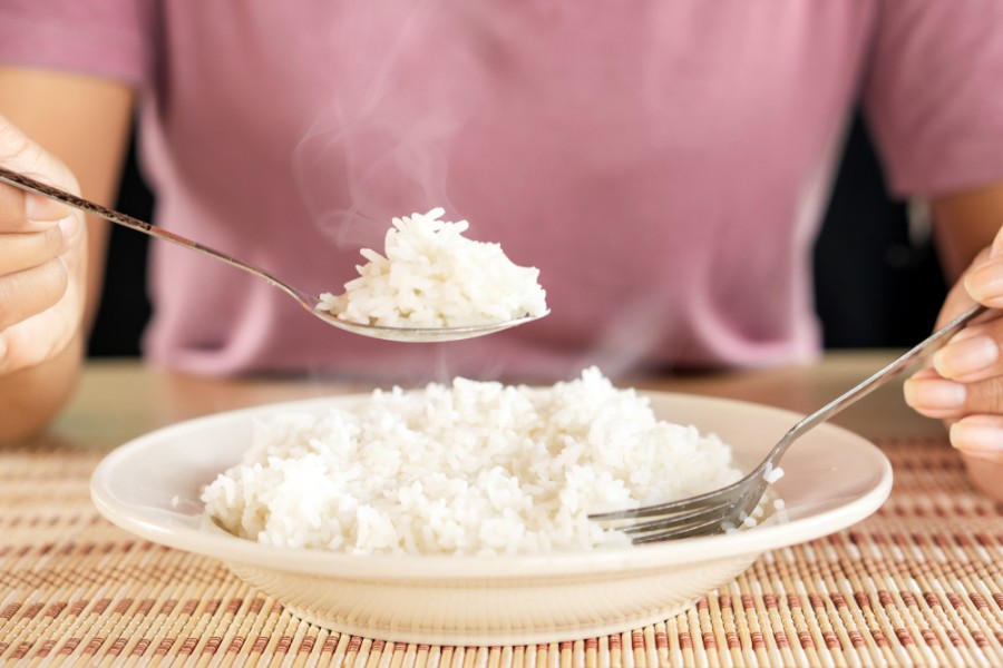 Le riz fait-il grossir : décryptage et vérités sur ce féculent