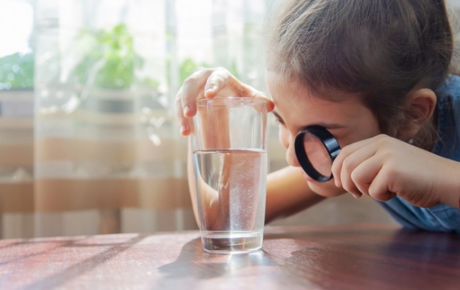 Qu'est-ce qu'une eau faiblement minéralisée ? Qu'est-ce qu'une eau faiblement minéralisée ?