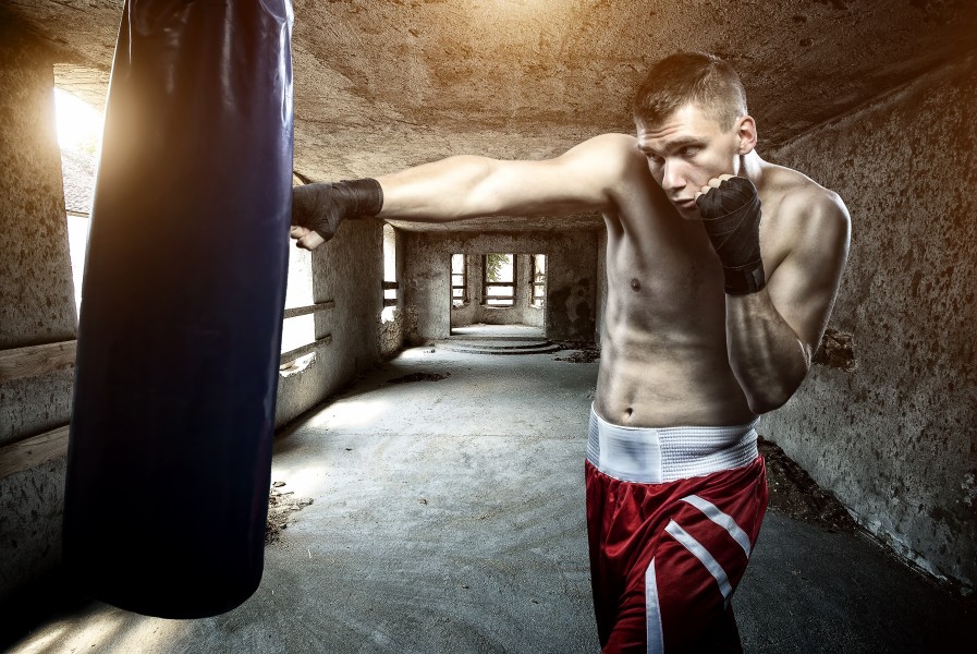 Sac de boxe : pour s'améliorer à la frappe